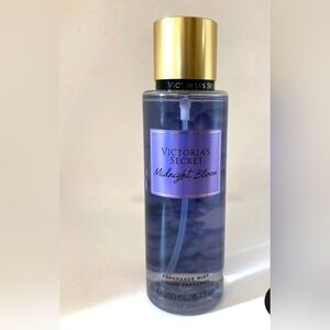 Victoria's Secret Midnight Bloom Body Mist. 8.4 Oz.